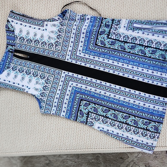 INC Blue and White Sleeveless Tank Top with Mandarin Collar, Size Medium - Picture 4 of 5